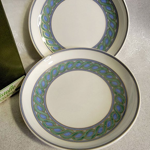 NWT CHRISTOFLE Paris Pair of "Torsada" Pattern Porcelain Small Bowls NIB - Picture 2 of 9